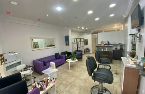 HARİKA KONUMDA SATILIK DÜKKAN